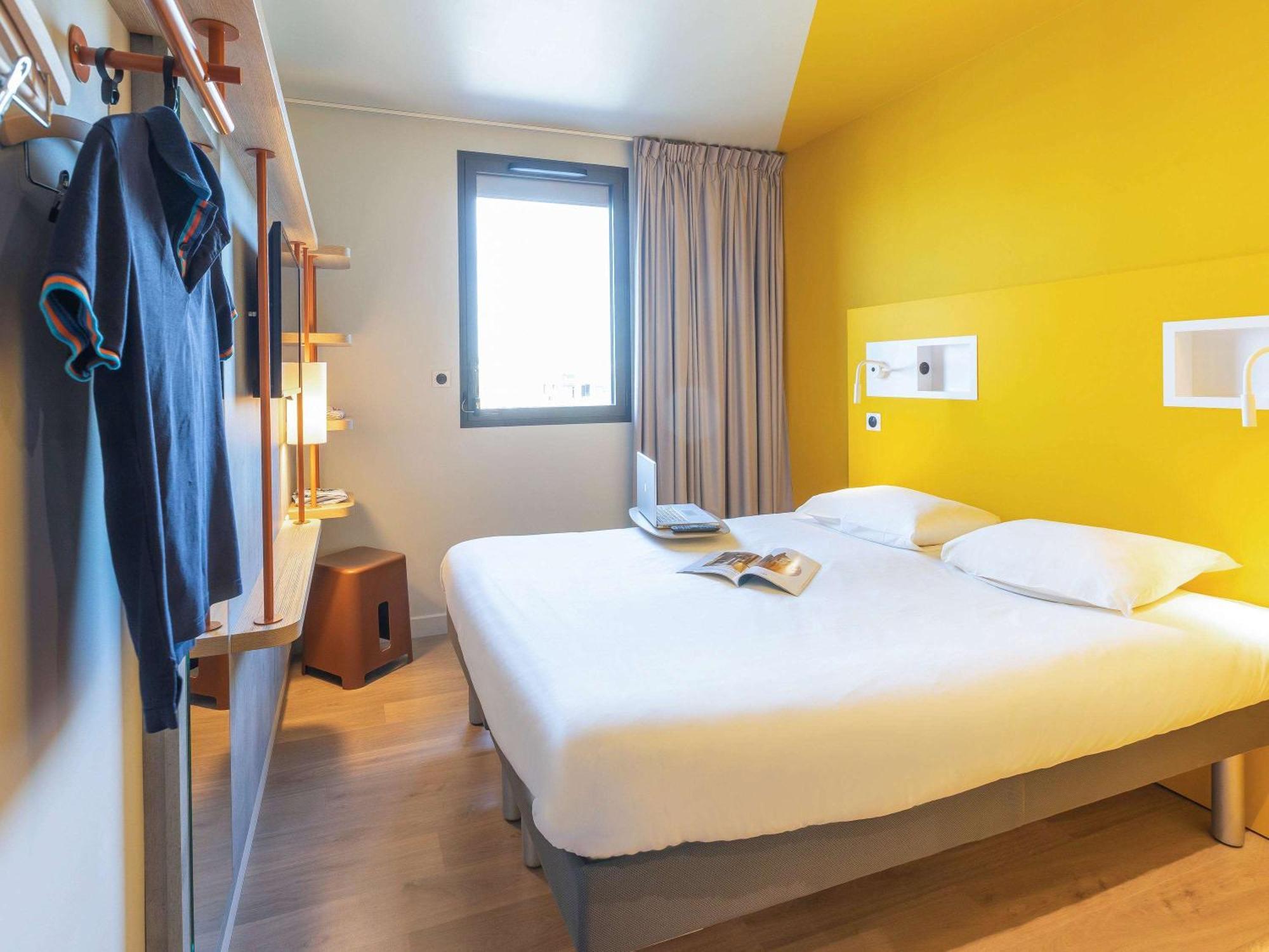 Отель Ibis Budget Rennes Rte Lorient Экстерьер фото