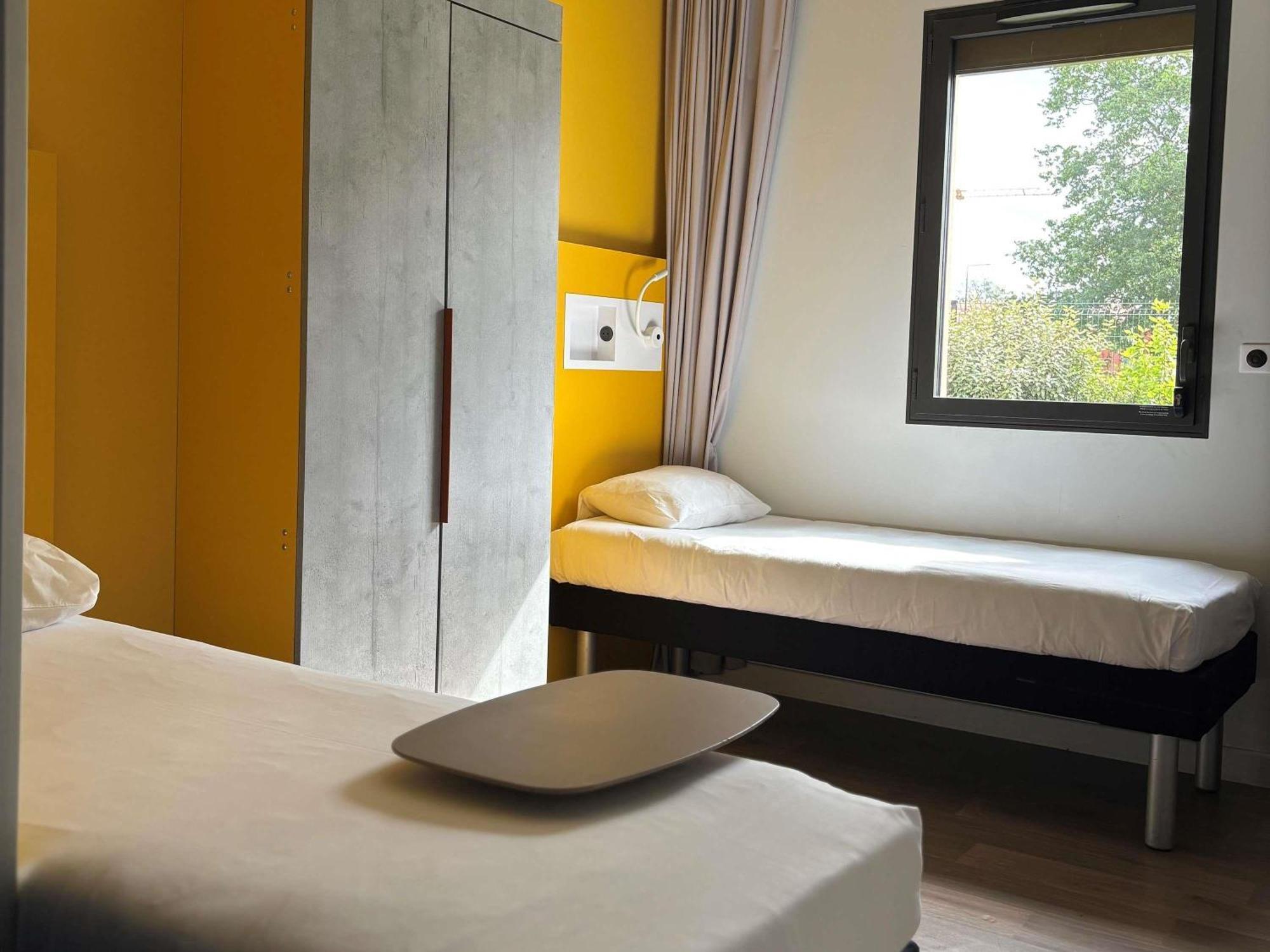 Ibis Budget Rennes Rte Lorient Экстерьер фото