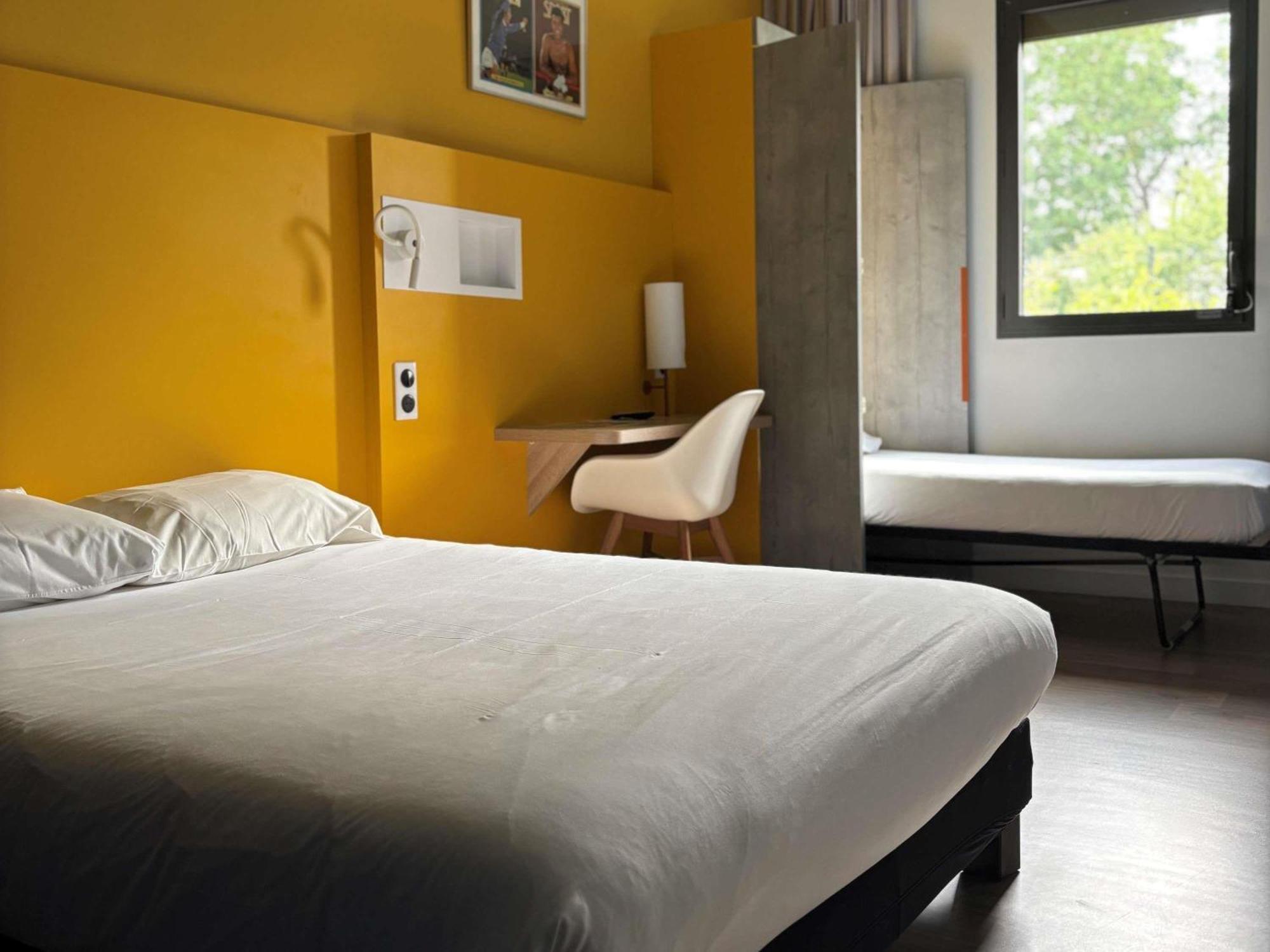 Ibis Budget Rennes Rte Lorient Экстерьер фото