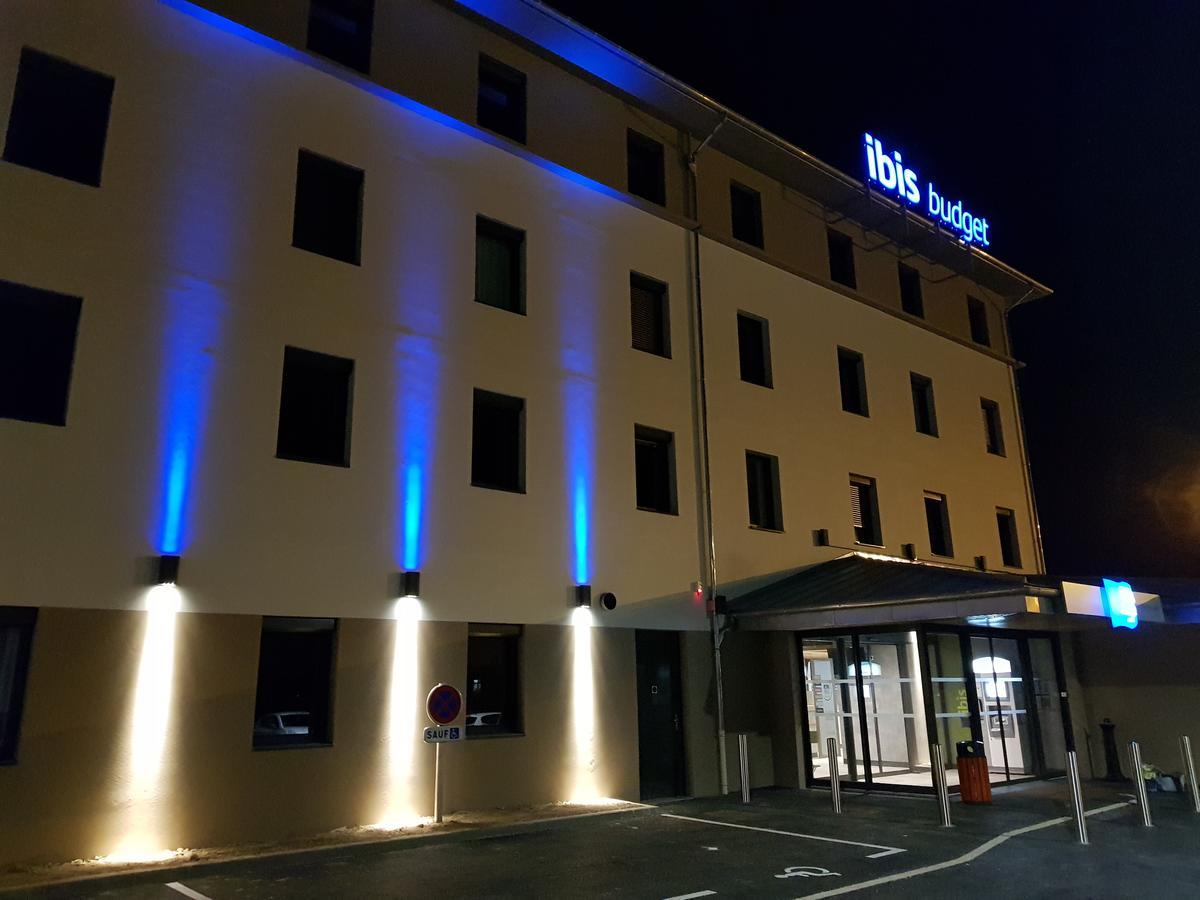 Отель Ibis Budget Rennes Rte Lorient Экстерьер фото