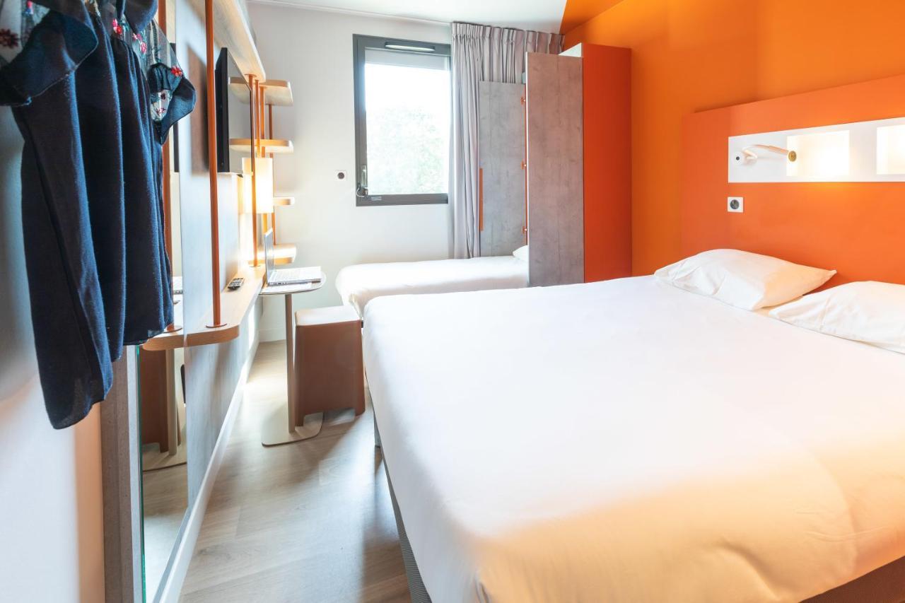 Отель Ibis Budget Rennes Rte Lorient Экстерьер фото