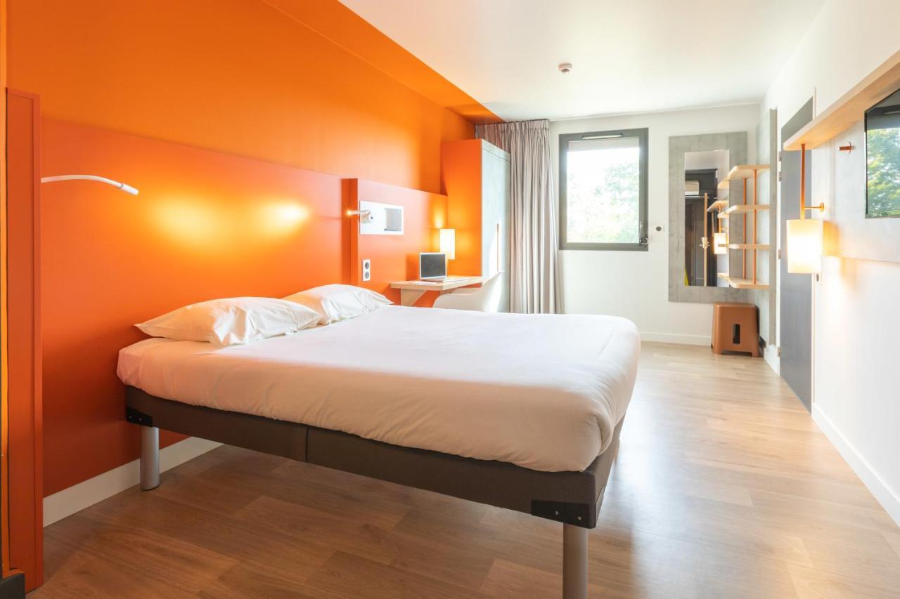 Отель Ibis Budget Rennes Rte Lorient Экстерьер фото